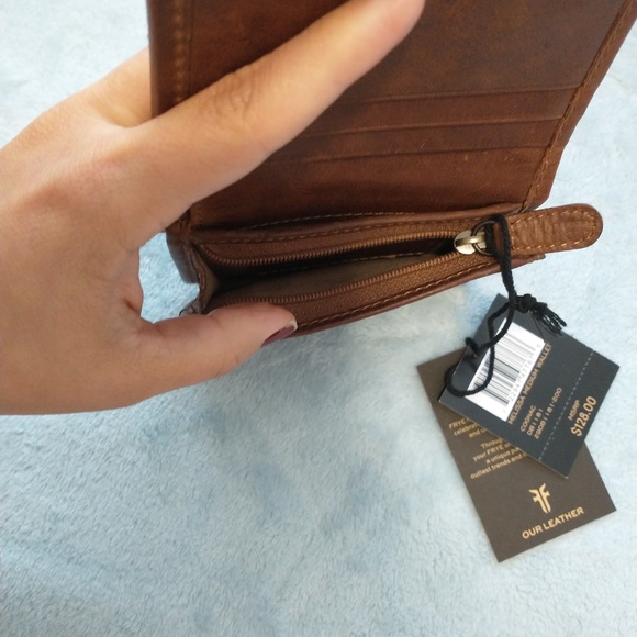 NWT Frye Melissa Medium Wallet Cognac - Picture 9 of 9